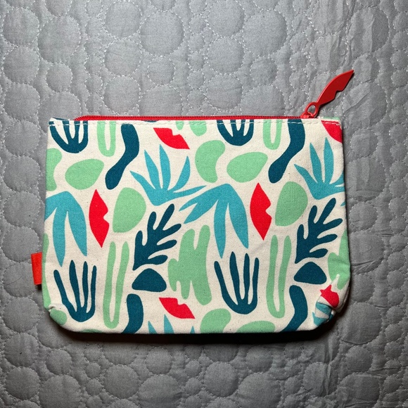 New IPSY Cosmetic/Makeup Bag - Picture 2 of 4